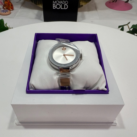 MOVADO SILVER WATCH! main image 16